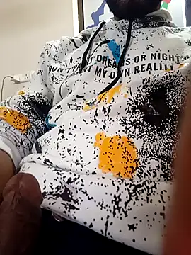 AglowShape online show from 11/22/25, 10:36