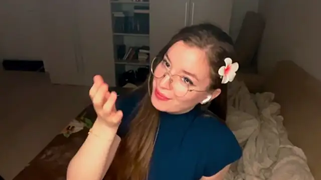 Snapshot of NataliaBorkin chatting on 09/14/25, 09:25 NataliaBorkin online show from 09/14/25, 09:25