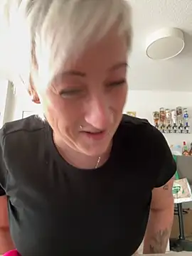 Rozendefotz online show from 09/17/25, 02:08