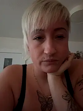 Rozendefotz online show from 10/23/25, 06:13