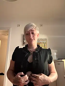 Rozendefotz online show from 12/17/25, 07:25