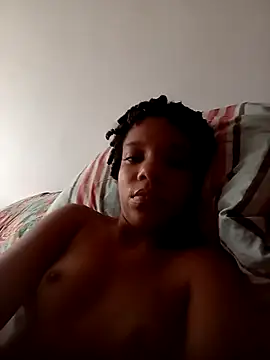 Snapshot of penelopegi chatting on 11/23/25, 03:34 penelopegi online show from 11/23/25, 03:34