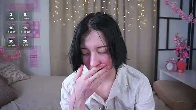 JuanaFriesz online show from 04/04/26, 09:18