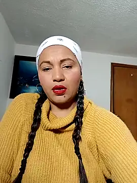 agatha sluttylatina online show from 04/10/26, 11:26