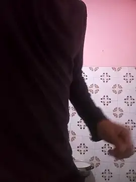 boy arabe 20 online show from 02/21/26, 12:22