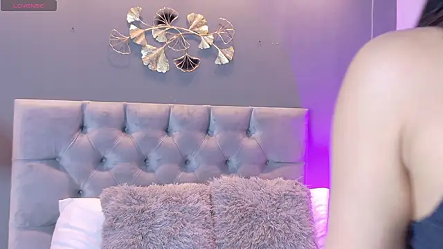 kendalFox  online show from 02/10/26, 02:48