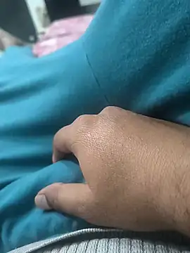 Snapshot of bigdick_lickingexpert08 chatting on 11/16/25, 08:20 bigdick lickingexpert08 online show from 11/16/25, 08:20