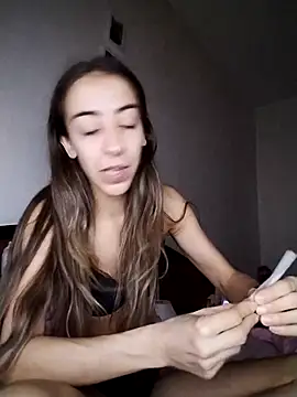 Snapshot of BarbiieeMiauh chatting on 09/16/25, 02:07 BarbiieeMiauh online show from 09/16/25, 02:07