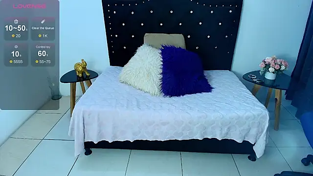 SammySmall F w online show from 11/12/25, 10:09