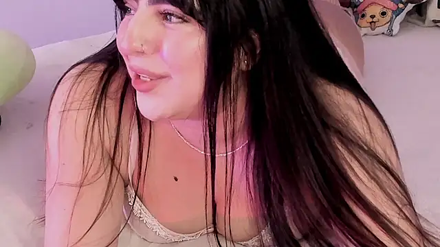 Camila Matinez  online show from 10/28/25, 12:36