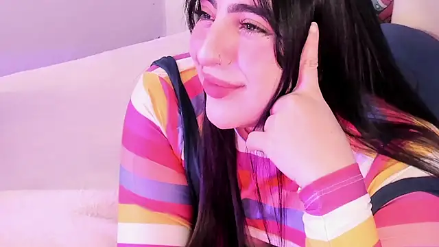 Camila Matinez  online show from 03/31/26, 12:45