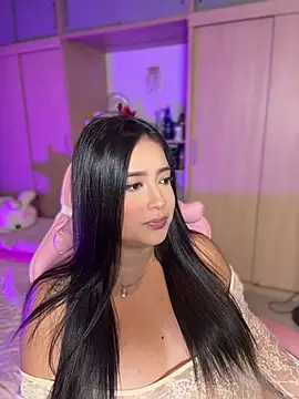 Emiily Moore1 online show from 07/17/26, 11:31