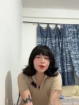 aliciia 23 online show from 11/12/25, 04:46