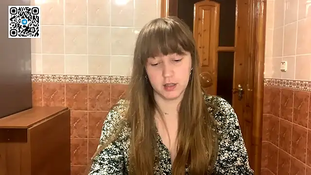 MaroonMoon  online show from 11/11/25, 08:53