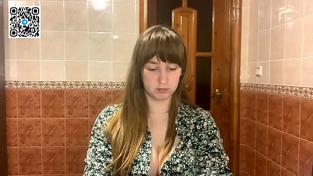 MaroonMoon  online show from 12/16/25, 08:58