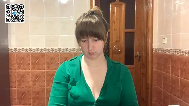 MaroonMoon  online show from 12/22/25, 09:01