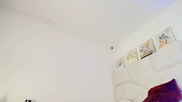 elizawiliamst online show from 05/25/26, 12:00