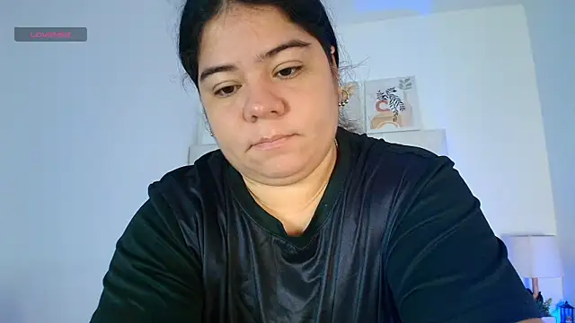 Snapshot of elizawiliamst chatting on 07/05/26, 01:29 elizawiliamst online show from 07/05/26, 01:29