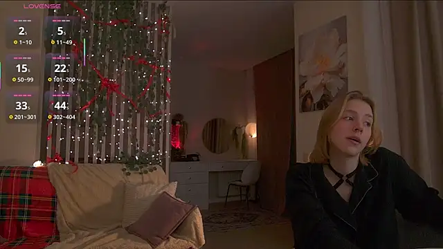 Snapshot of sofiapurex chatting on 12/20/25, 09:33 sofiapurex online show from 12/20/25, 09:33