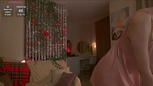 Snapshot of sofiapurex chatting on 12/21/25, 08:38 sofiapurex online show from 12/21/25, 08:38