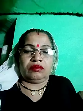 Snapshot of Manavi_x chatting on 10/12/25, 09:58 Manavi x online show from 10/12/25, 09:58