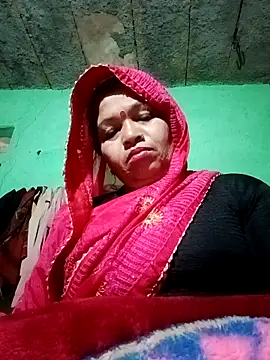 Manavi x online show from 12/20/25, 11:45