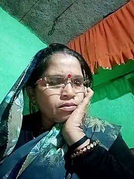 Manavi x online show from 01/17/26, 01:27