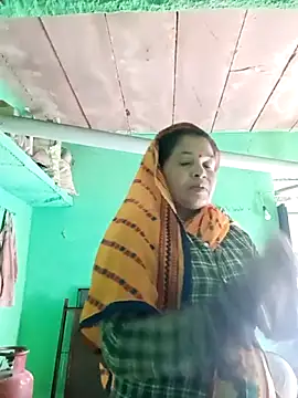 Manavi x online show from 04/04/26, 02:21