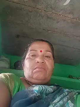 Snapshot of Manavi_x chatting on 07/14/26, 02:16 Manavi x online show from 07/14/26, 02:16