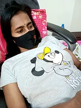 Softecho-03 online show from 11/17/25, 12:05