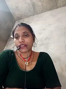 Sandhya x online show from 10/25/25, 05:04