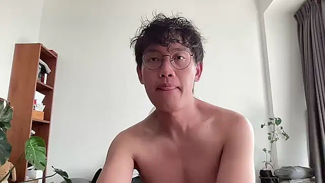 Passionatetwink2 online show from 10/26/25, 03:12