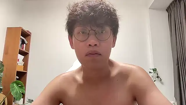 Snapshot of Passionatetwink2 chatting on 10/31/25, 03:24 Passionatetwink2 online show from 10/31/25, 03:24