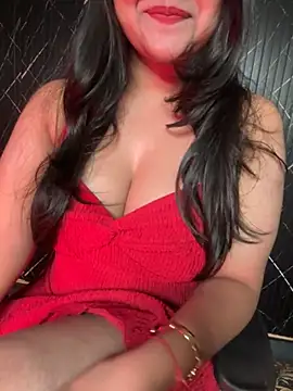 Snapshot of Pihu_9 chatting on 12/16/25, 05:29 Pihu 9 online show from 12/16/25, 05:29