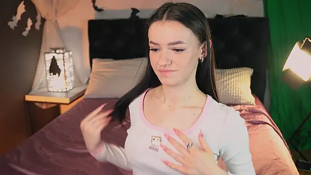 E l i z e  online show from 11/01/25, 05:31