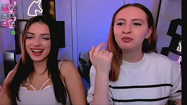 mila glow1 online show from 10/25/25, 08:55