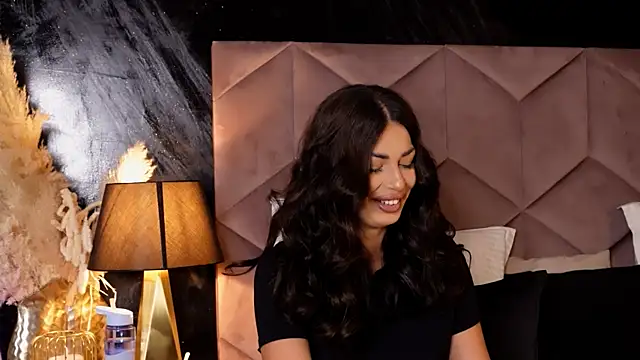 EvaRhea online show from 09/25/25, 02:59