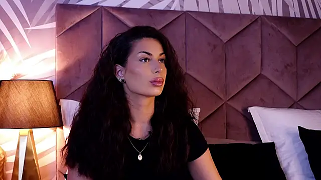 EvaRhea online show from 10/15/25, 02:55