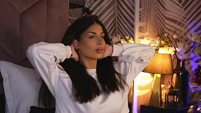 EvaRhea online show from 12/05/25, 03:59