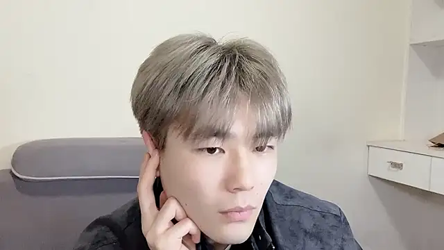 xiaoyang5200 online show from 01/15/26, 03:16