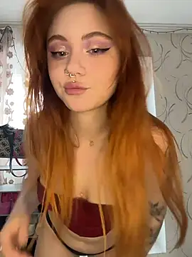 LunaMillie online show from 03/21/26, 11:15