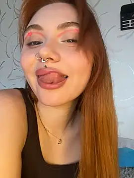 LunaMillie online show from 03/22/26, 11:35