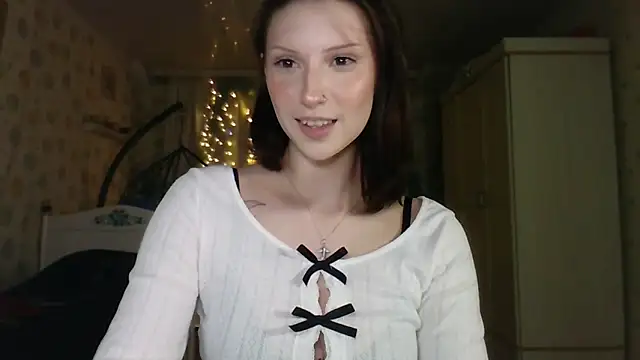 RuxaShade online show from 01/17/26, 02:11