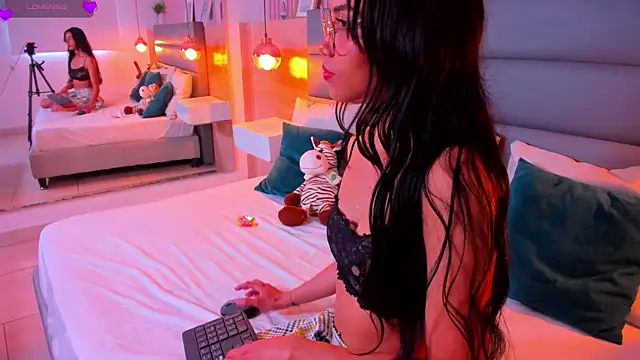 miyu lu online show from 09/30/25, 03:28