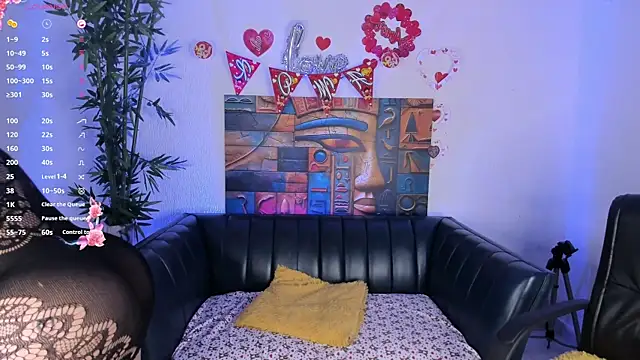 samanee konn online show from 04/14/26, 07:20