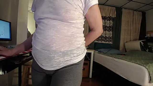 Snapshot of ANALTRAINING4U2 chatting on 02/20/25, 04:18 ANALTRAINING4U2 online show from 02/20/25, 04:18