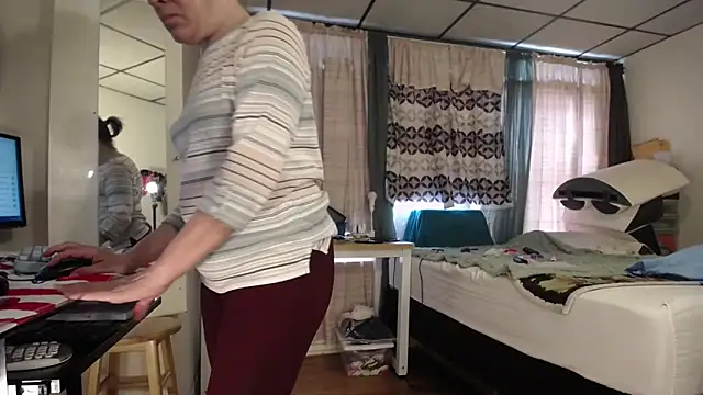 Snapshot of ANALTRAINING4U2 chatting on 02/26/25, 04:03 ANALTRAINING4U2 online show from 02/26/25, 04:03