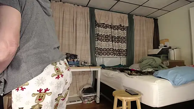 Snapshot of ANALTRAINING4U2 chatting on 03/05/25, 02:36 ANALTRAINING4U2 online show from 03/05/25, 02:36