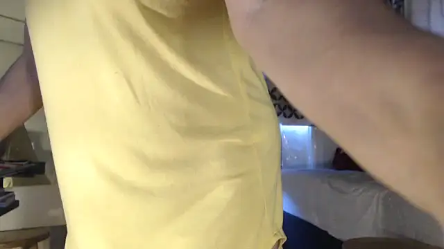 Snapshot of ANALTRAINING4U2 chatting on 11/16/25, 01:06 ANALTRAINING4U2 online show from 11/16/25, 01:06