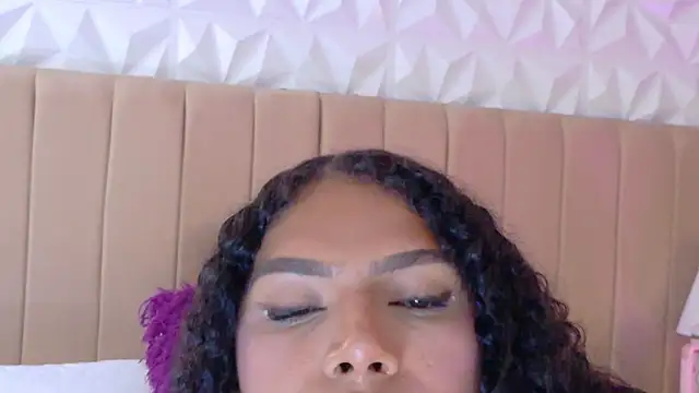 bunny nicolle online show from 07/07/26, 07:18